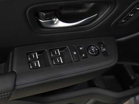 Used 2025 Honda Pilot EX-L image 21