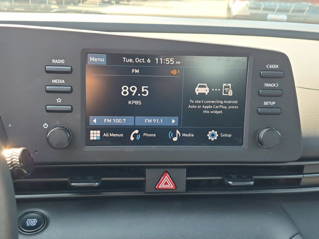 Used 2026 Hyundai Elantra Sport FWD image 17