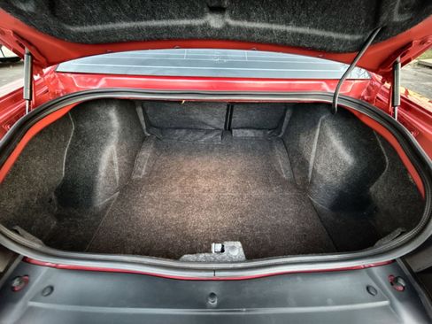 Used 2016 Dodge Challenger SRT Hellcat image 26