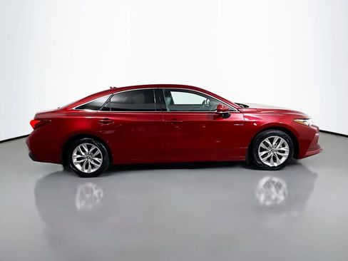 Used 2021 Toyota Avalon XLE image 8