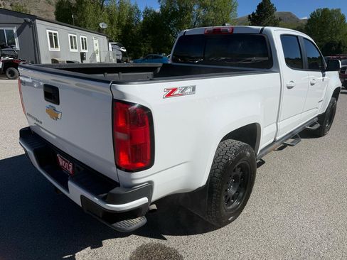 Used 2017 Chevrolet Colorado Z71 AWD/4WD image 5