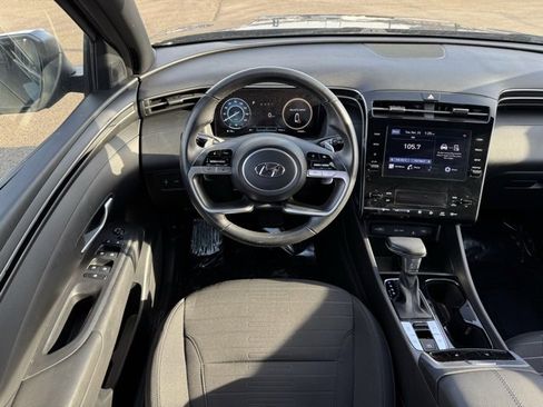 Used 2022 Hyundai Santa Cruz SEL Premium image 5