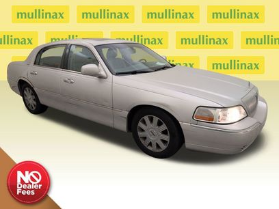 Used 2004 Lincoln Town Car Ultimate