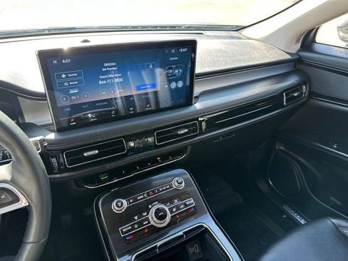 Used 2023 Lincoln Nautilus AWD image 20