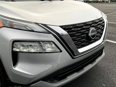 Used 2023 Nissan Rogue SV image 33