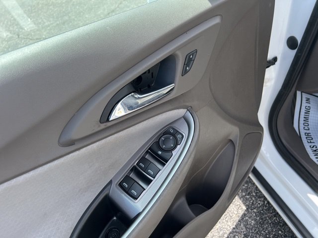 Used 2022 Chevrolet Malibu LT FWD image 9