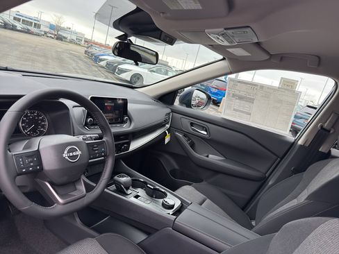 New 2026 Nissan Rogue SV AWD/4WD image 25