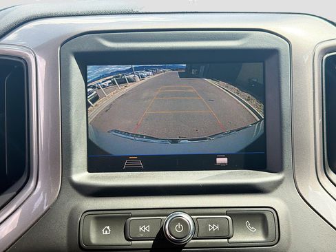 Used 2020 GMC Sierra 2500 4x4 Crew Cab w/ Convenience Package image 21