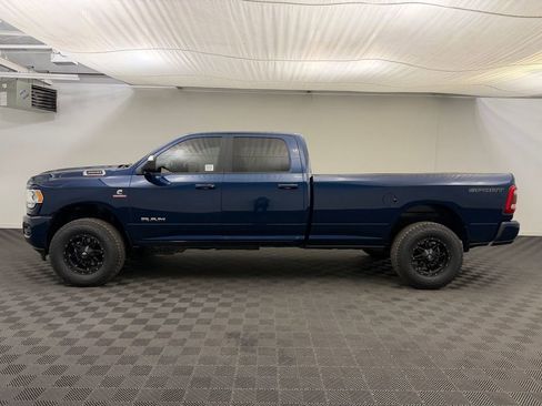 Used 2021 RAM 3500 Big Horn w/ Level B Equipment Group AWD/4WD image 2