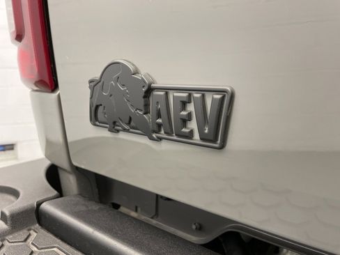 New 2025 RAM 2500 Laramie image 8