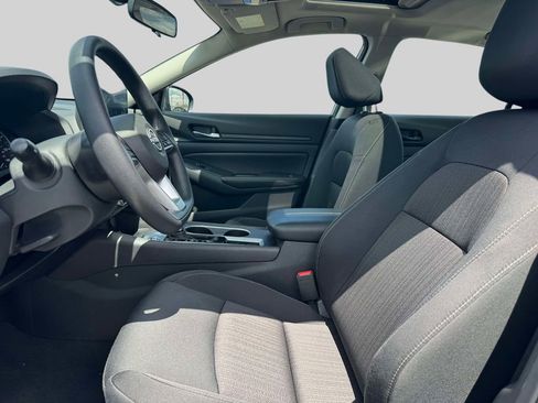 Used 2025 Nissan Altima 2.5 SV w/ SV Special Edition Package FWD image 14