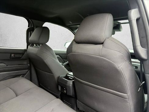 Certified 2025 Toyota Tacoma SR5 AWD/4WD image 26
