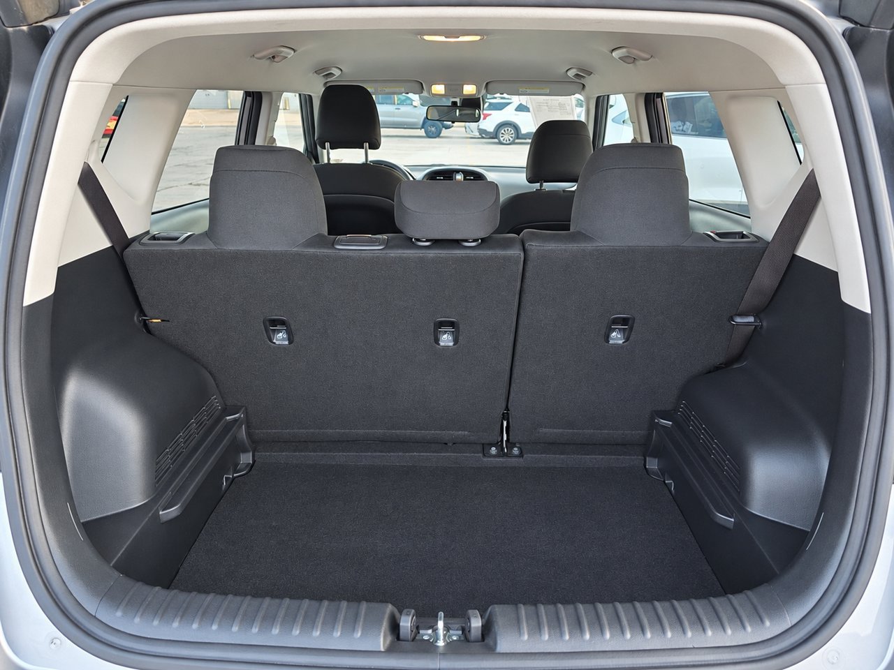 Used 2023 Kia Soul LX w/ LX Technology Package FWD image 26