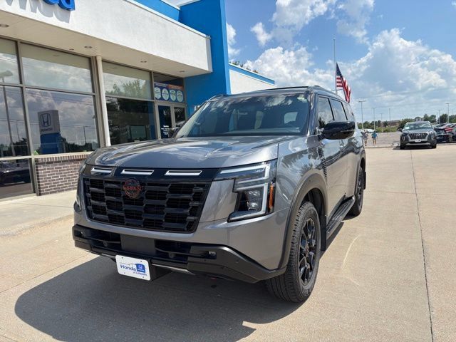 Used 2025 Nissan Armada PRO-4X AWD/4WD image 1