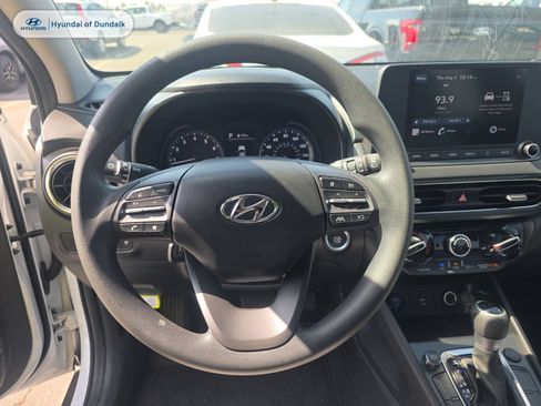 Used 2023 Hyundai Kona SEL FWD image 7