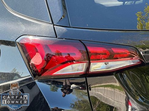 Used 2024 Chevrolet Equinox LT AWD/4WD image 11