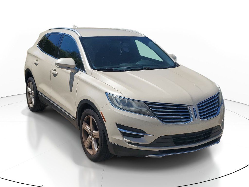 Used 2018 Lincoln MKC Premiere FWD image 3