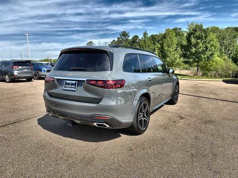 New 2026 Mercedes-Benz GLS 450 4MATIC image 8