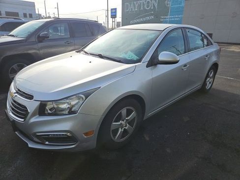 Used 2015 Chevrolet Cruze LT image 4