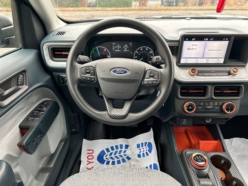 Used 2024 Ford Maverick XLT image 15