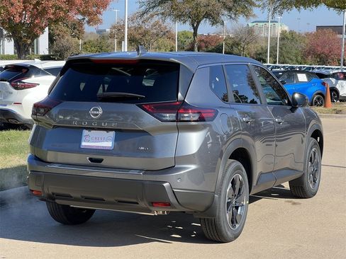 New 2026 Nissan Rogue SV image 4