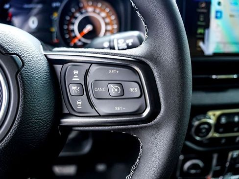 New 2026 Jeep Gladiator Willys AWD/4WD image 19