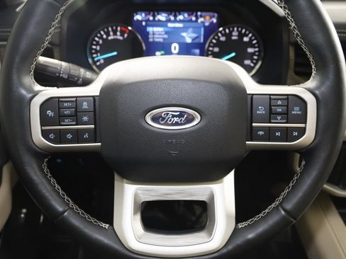 Used 2022 Ford Expedition Limited image 39