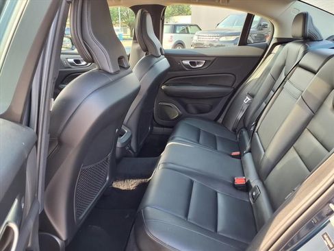 Used 2024 Volvo S60 B5 Core FWD image 12