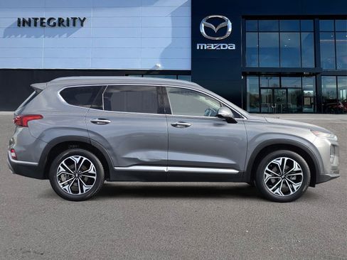 Used 2019 Hyundai Santa Fe Limited FWD image 3