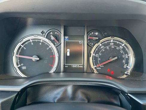 Used 2023 Toyota 4Runner TRD Off-Road Premium w/ Off Road Premium Plus Package image 16