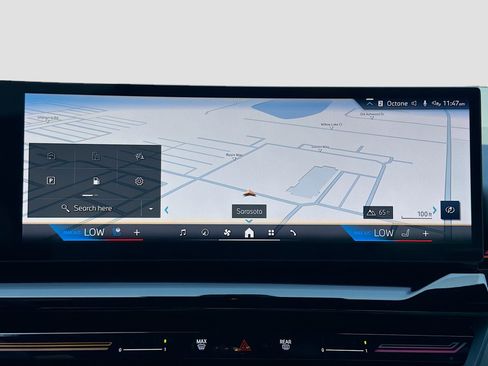 Used 2025 BMW 530i w/ M Sport Package image 34