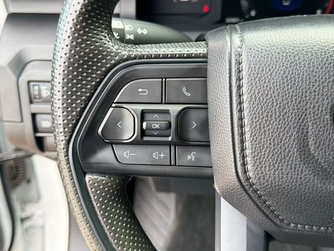 Used 2024 Toyota Tacoma SR image 15