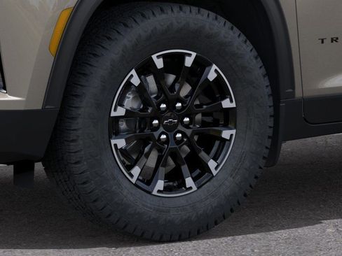 New 2026 Chevrolet Traverse Z71 image 9