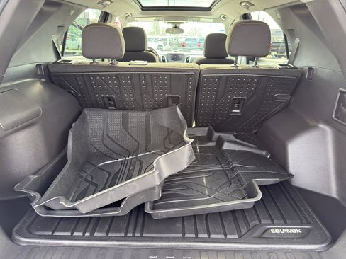 Used 2022 Chevrolet Equinox LT image 36