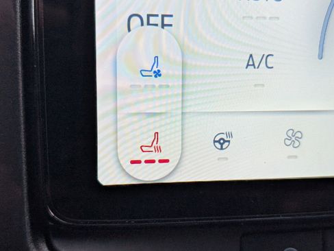 Used 2022 Ford Expedition Max Limited image 31