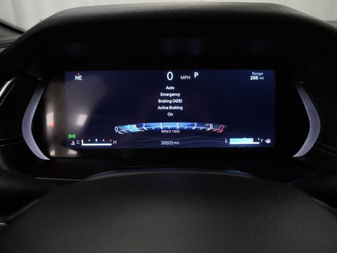 Used 2023 Jeep Grand Cherokee L Altitude image 30