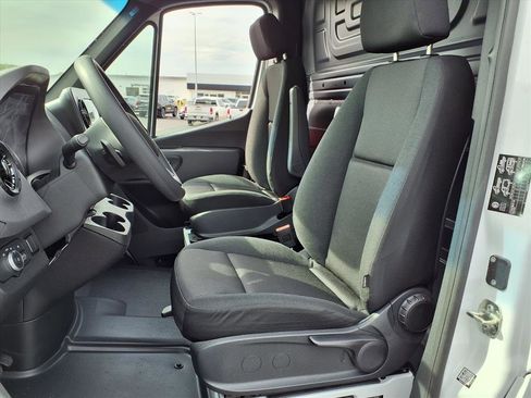 New 2024 Mercedes-Benz Sprinter 3500 image 4