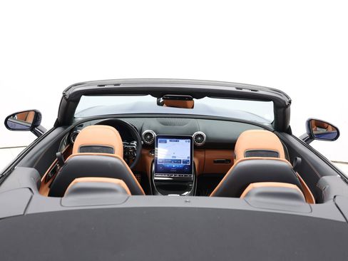 Used 2022 Mercedes-Benz SL 55 AMG 4MATIC image 53