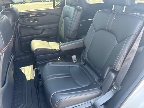Certified 2025 Honda Pilot TrailSport image 33