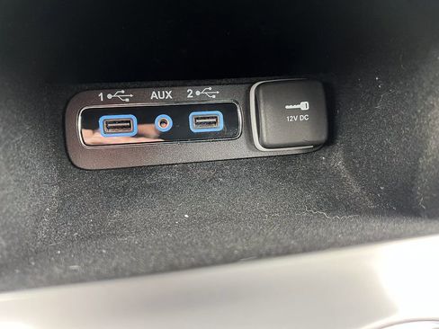 Used 2021 Jeep Grand Cherokee Limited image 25