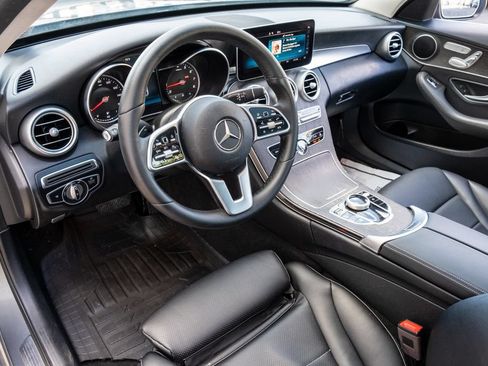 Used 2019 Mercedes-Benz C 300 Sedan image 16