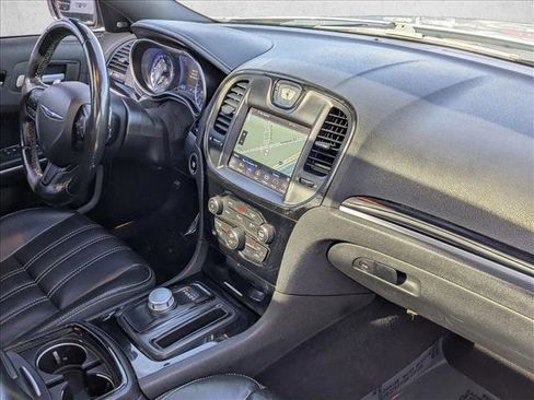 Used 2021 Chrysler 300 S image 23