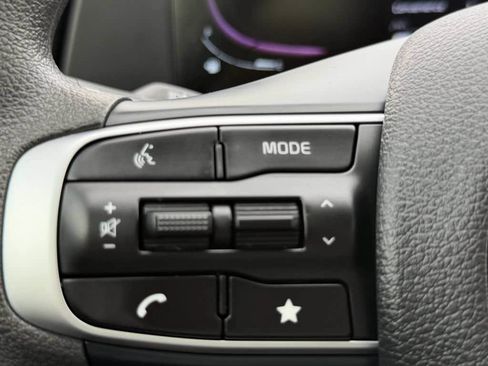 Used 2023 Kia Sportage LX FWD image 28
