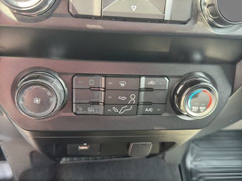 Used 2019 Ford F250 XLT AWD/4WD image 23