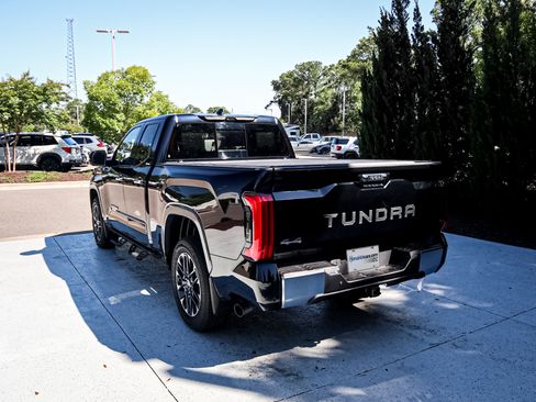 Used 2022 Toyota Tundra Limited AWD/4WD image 8