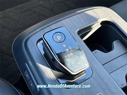 Used 2024 Nissan Ariya FWD image 24