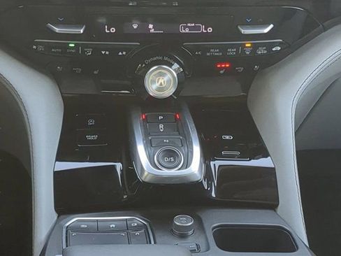 Used 2023 Acura MDX SH-AWD w/ Advance Package image 17