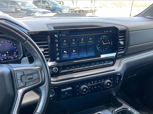 Used 2022 Chevrolet Silverado 1500 ZR2 w/ Technology Package AWD/4WD image 9