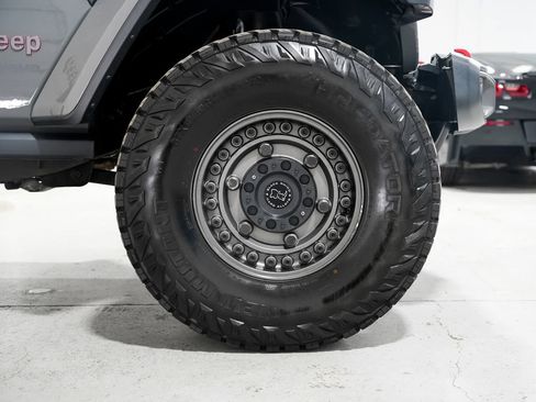 Used 2020 Jeep Wrangler Unlimited Rubicon AWD/4WD image 35