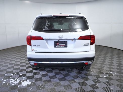 Used 2016 Honda Pilot Touring image 7